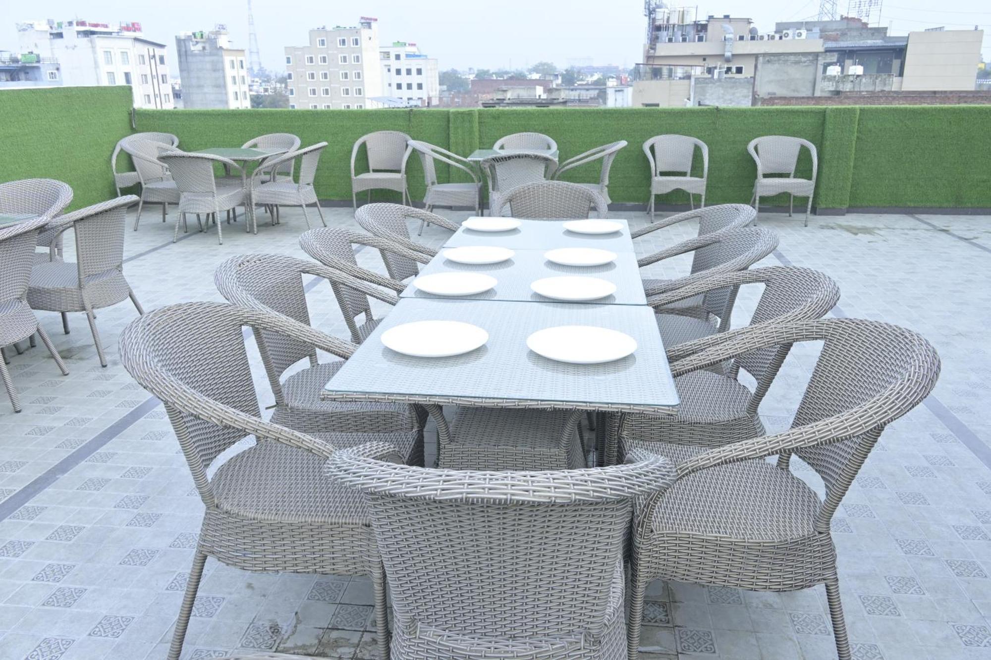 Vk Hotels & Resorts Amritsar Zewnętrze zdjęcie